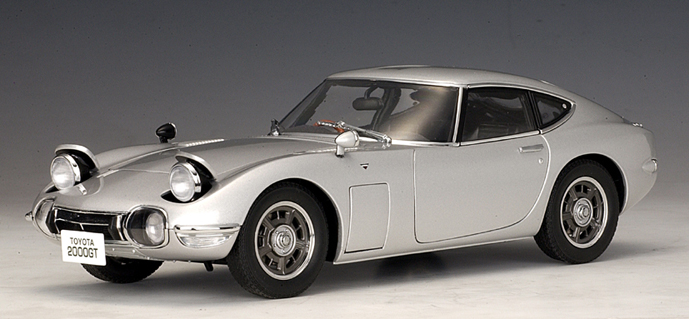 AUTOart: Toyota 2000 GT Coupe - Silver (78743) in 1:18 scale