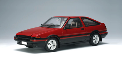 AUTOart: Toyota Sprinter Trueno (AE86) - Red (78792) in 1:18 scale