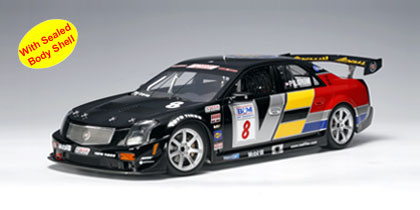 AUTOart: 2005 Cadillac CTS-V SCCA World Challenge GT A.Pilgrim #8 (80525)  in 1:18 scale