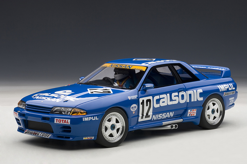 AUTOart: Nissan Skyline GT-R (R32) Group A 1990 Calsonic #12 w/ Driver  (89080) in 1:18 scale