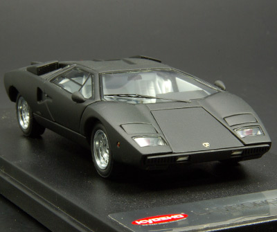 Kyosho: Lamborghini Countach LP400 - Black (04101BK) in 1:43 scale