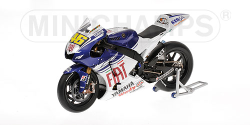 Minichamps: Yamaha YZR-M1 - Valentino Rossi - Team Fiat Yamaha