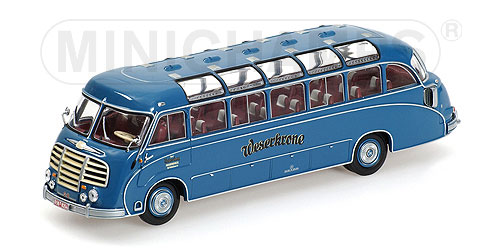 Minichamps: 1953 Setra S8 Tour Bus 'Wahrenburg' (439 030088) in 1:43 scale