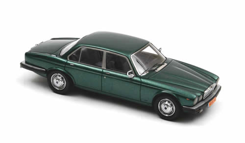 NEO Scale Models: 1986 Jaguar XJ Serie III - Dark Green (43145) in