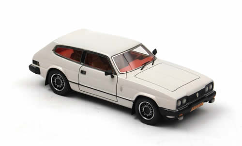 NEO Scale Models: 1980 Reliant Scimitar GTE - White (43745) in 1