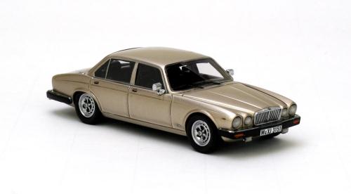 NEO Scale Models: 1986 Jaguar XJ serie III - Gold (43151) in 1:43