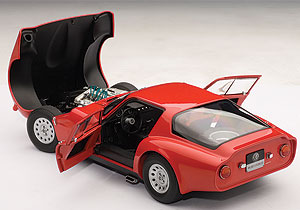 AUTOart: 1965 Alfa Romeo TZ2 - Red (70198) in 1:18 scale - mDiecast