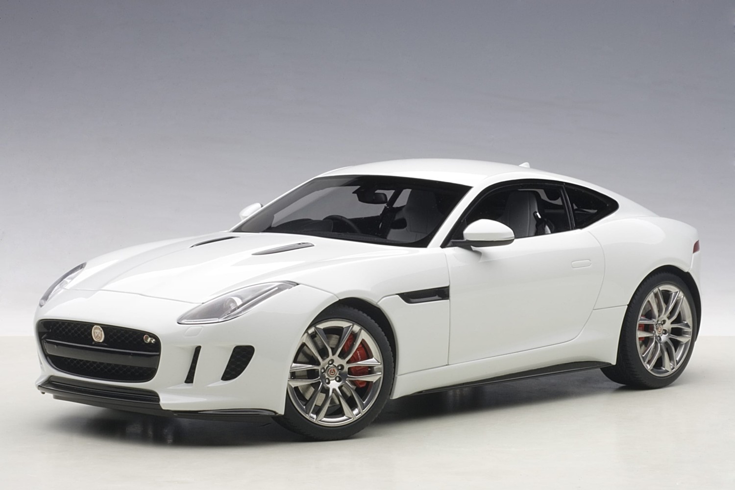 2015 Jaguar F-Type Coupe - Polaris White