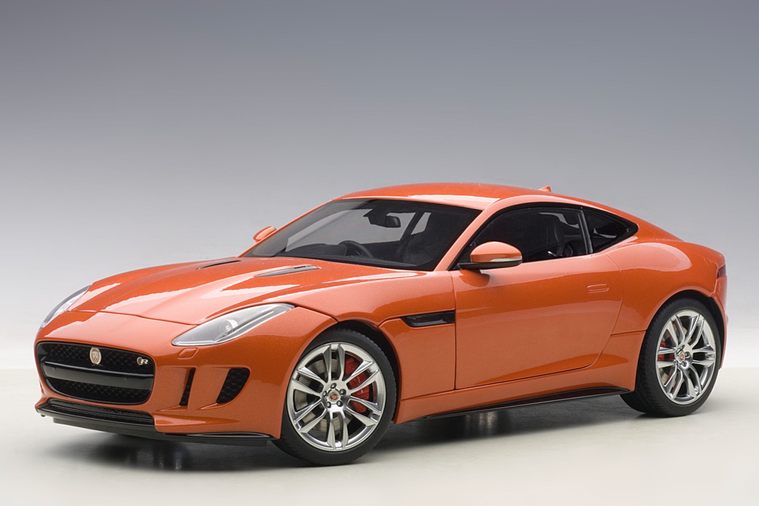 2015 Jaguar F-Type R Coupe - Firesand Metallic / Orange