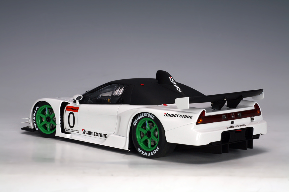 AUTOart: 2003 Honda NSX JGTC Test Car #0 (80396) in 1:18 scale