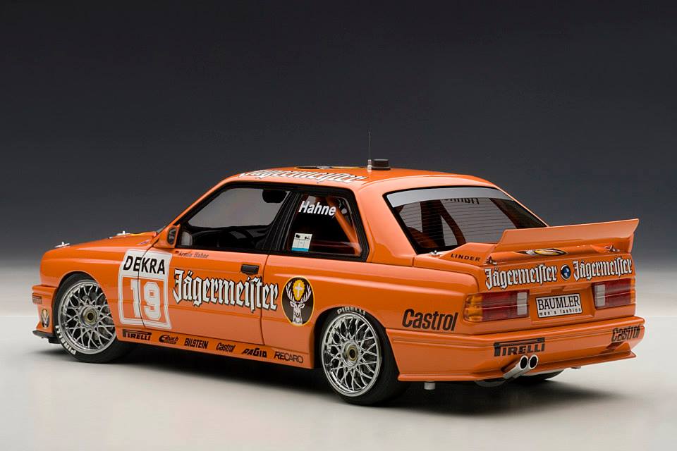 AUTOart: BMW M3 DTM 1992 'Jagermeister' Hahne #19 (89248) in 1:18 scale