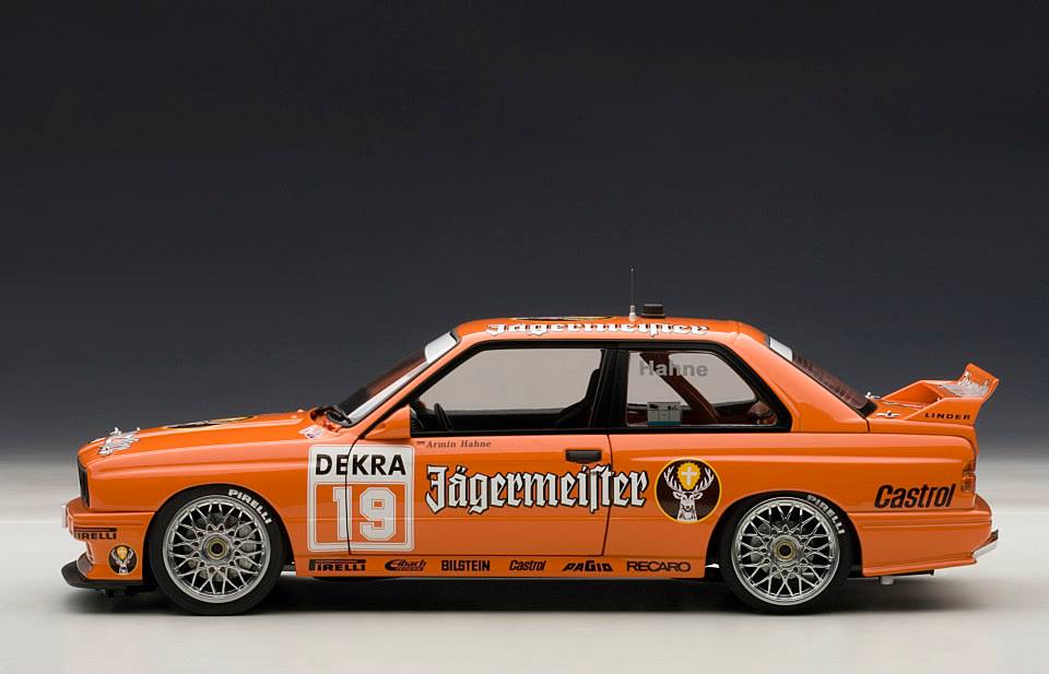 AUTOart: BMW M3 DTM 1992 'Jagermeister' Hahne #19 (89248) in 1:18 scale