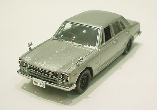 Ebbro: 1970 Nissan Skyline 2000GT-R PGC10 - Silver (43317) in 1:43